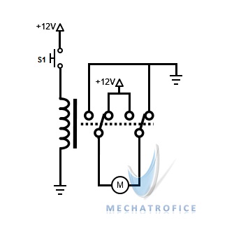 DC motor direction control using relay circuit